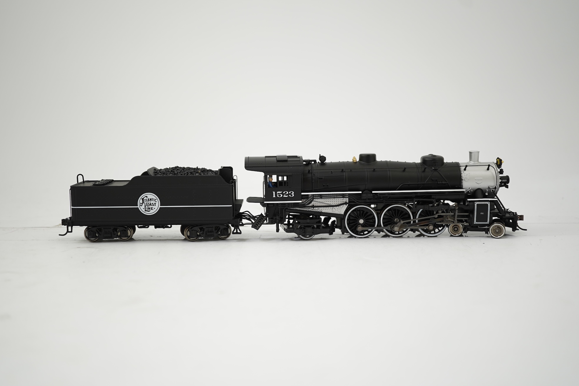 A boxed HO gauge Broadway Limited Paragon 2 Series (1056) model of Atlantic Coast Line, USRA Light Pacific, 1523, 4-6-2 locomotive with bogie tender, powered for two rail operation.